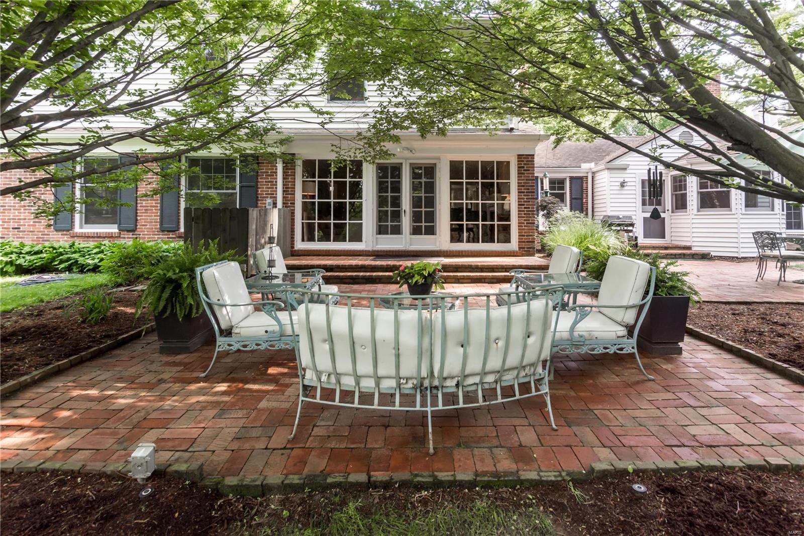 Twin Springs Lane - Residential