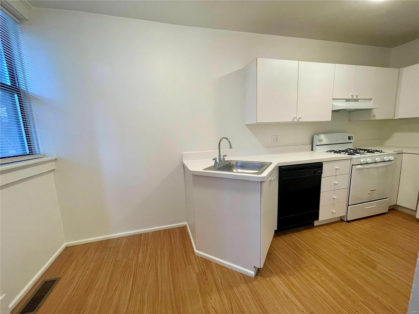 De Mun Park - Residential Income