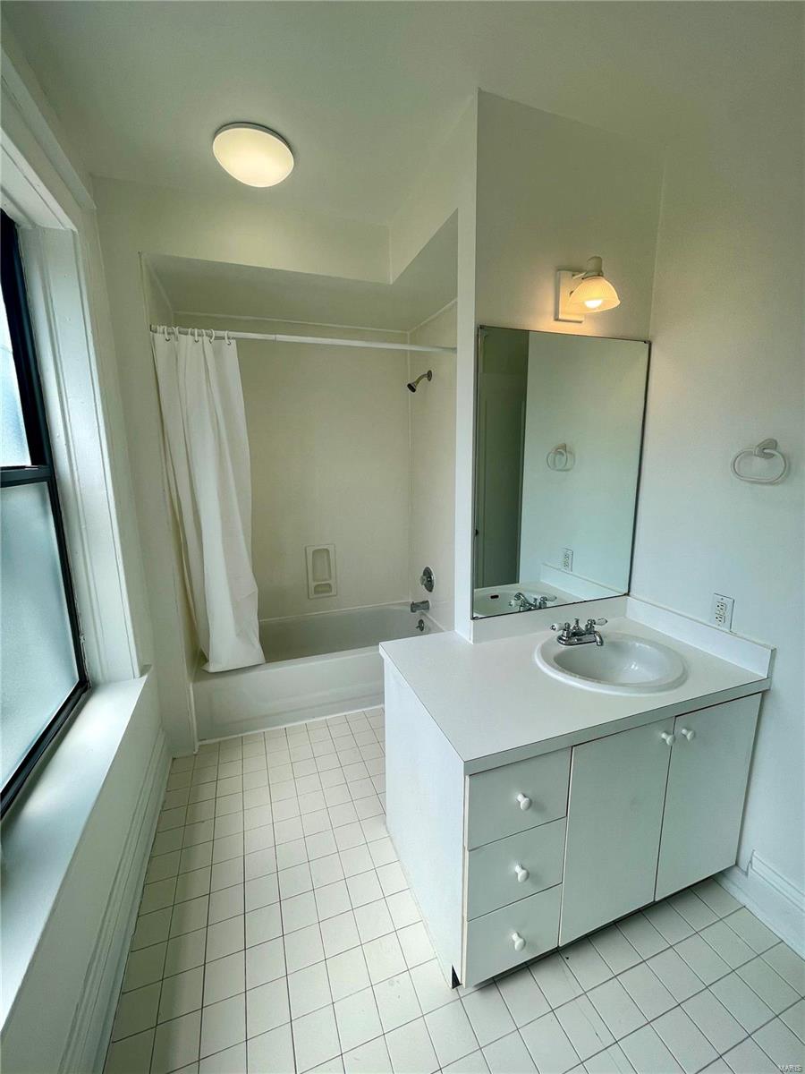 De Mun Park - Residential Income