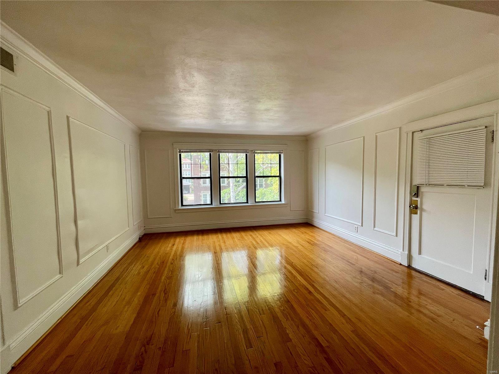 De Mun Park - Residential Income