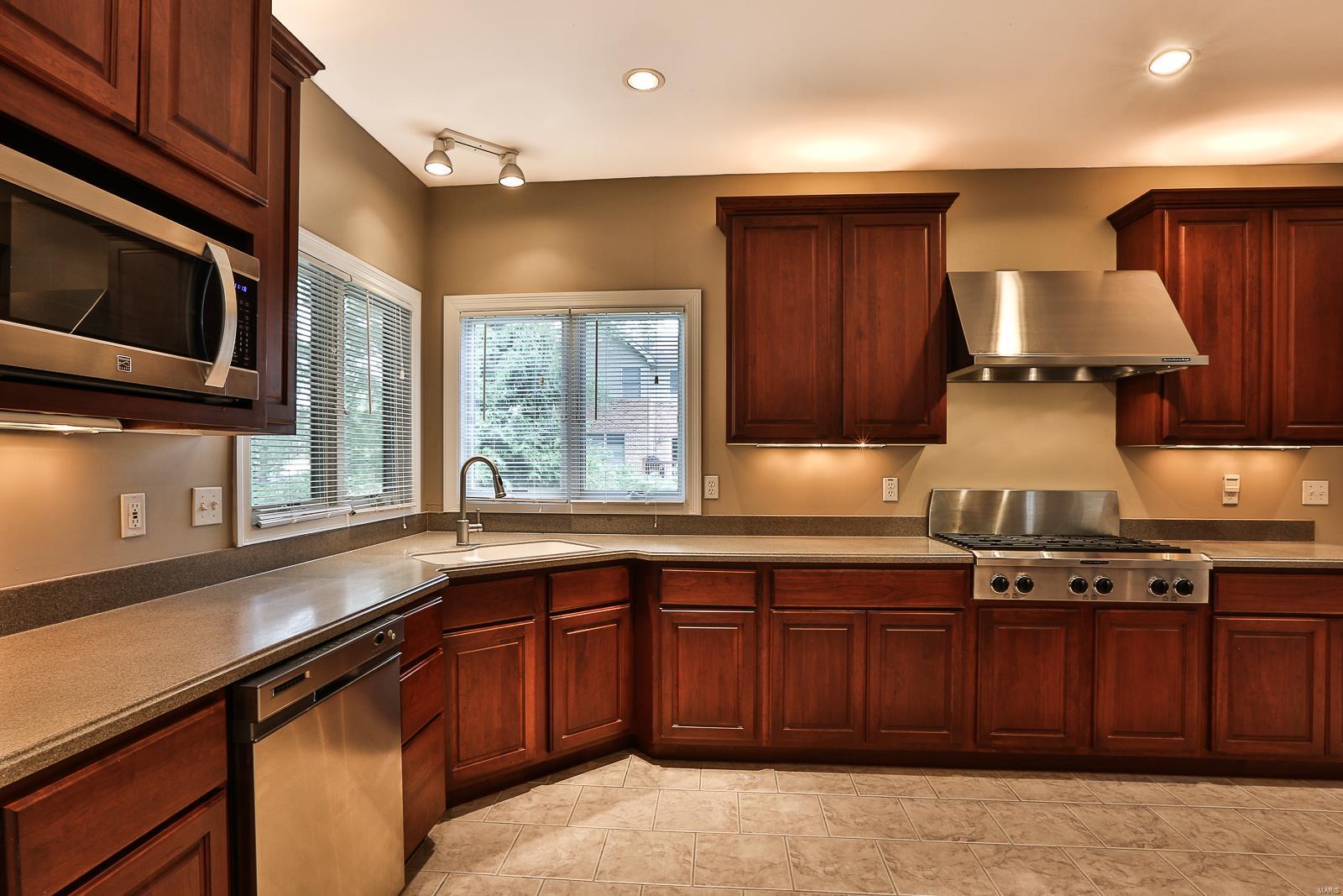 County Lane - Residential