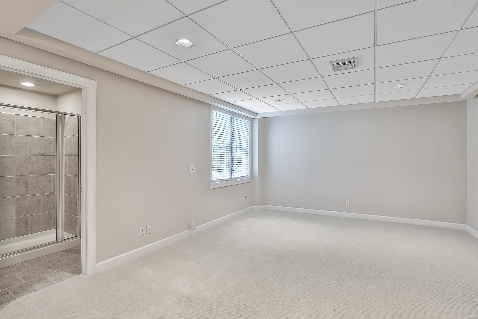 County Lane - Residential