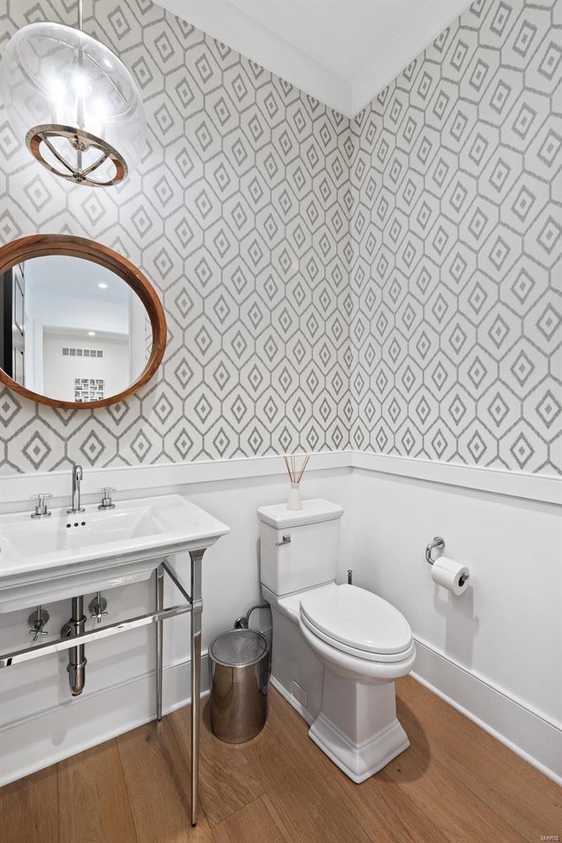 Colonial Hills Parkway - Residential