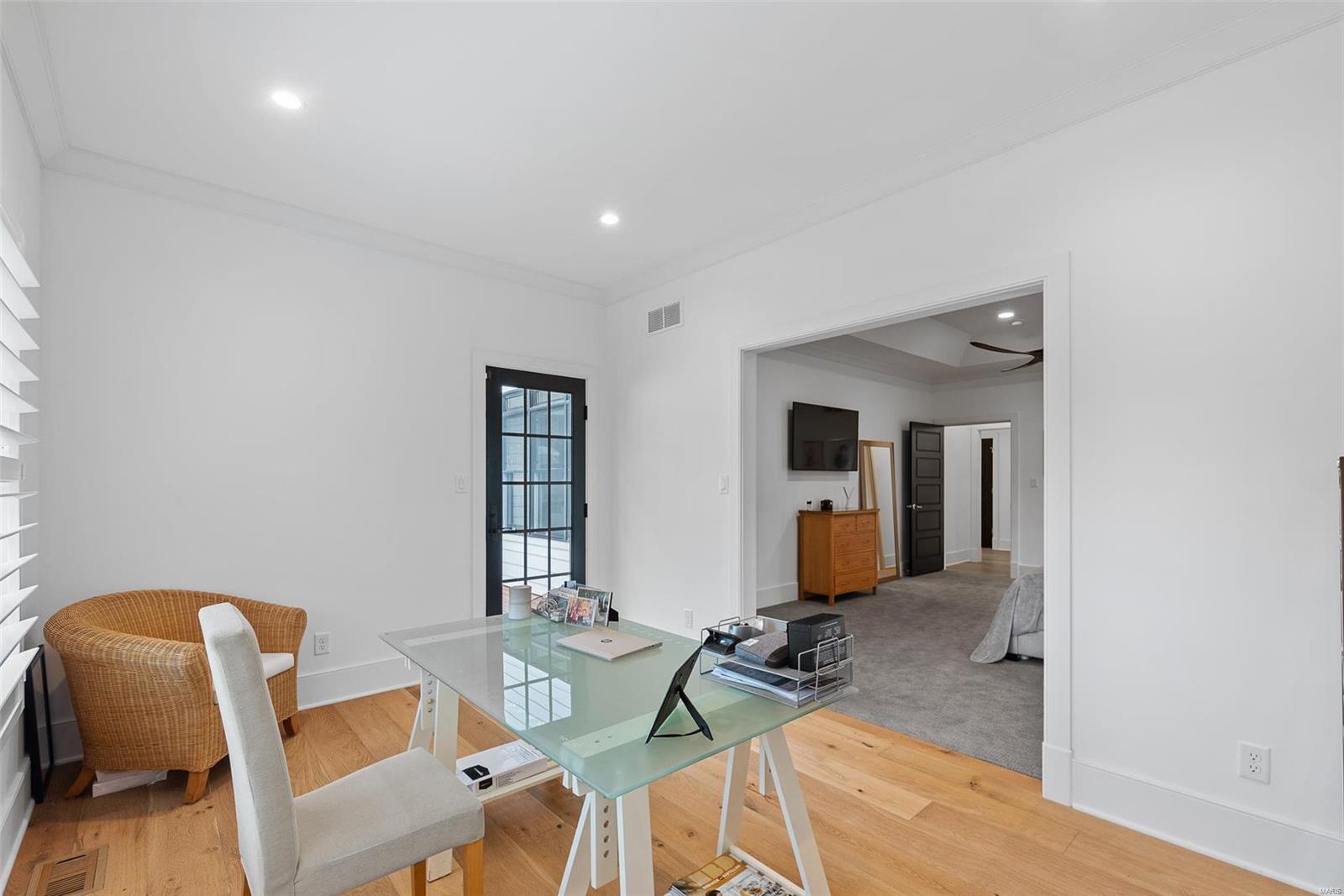 Colonial Hills Parkway - Residential