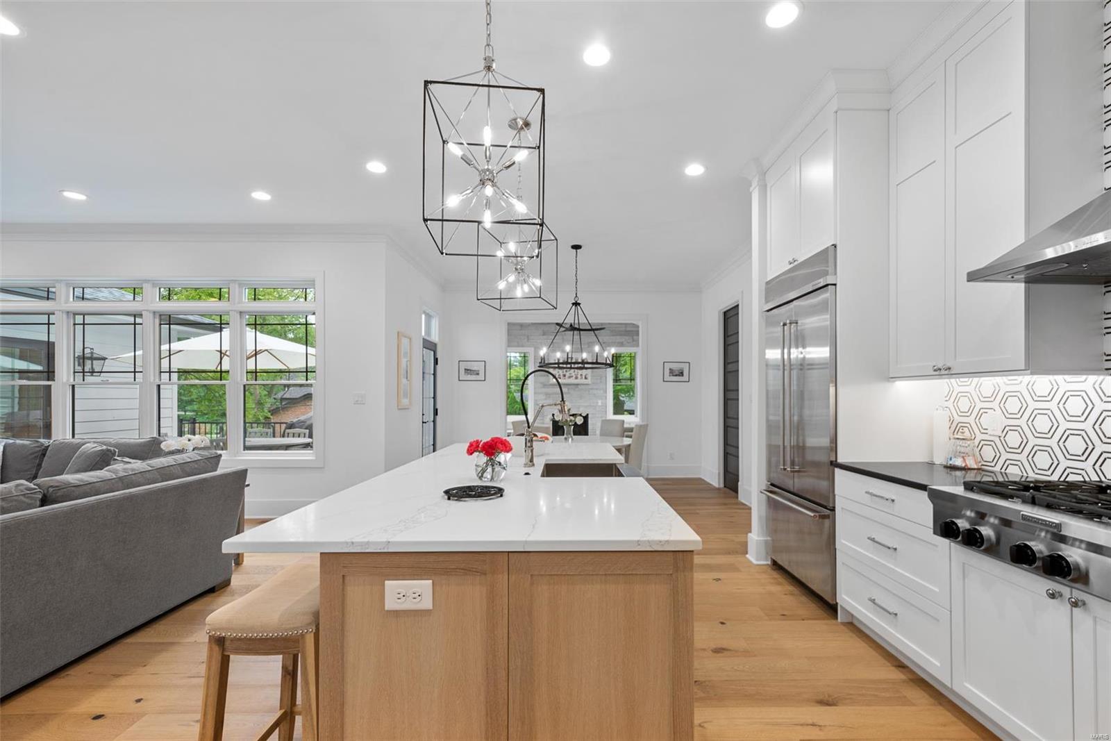 Colonial Hills Parkway - Residential