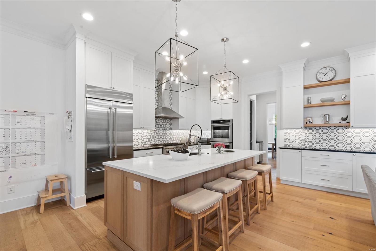 Colonial Hills Parkway - Residential