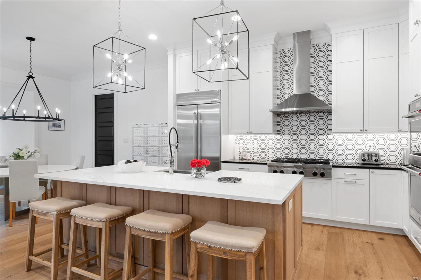 Colonial Hills Parkway - Residential