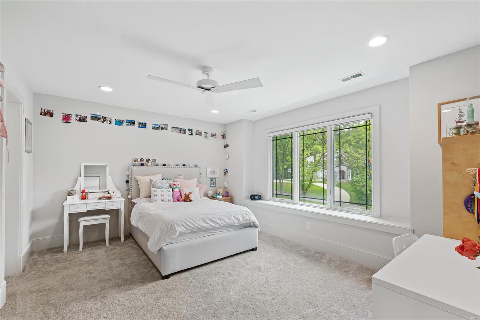 Colonial Hills Parkway - Residential