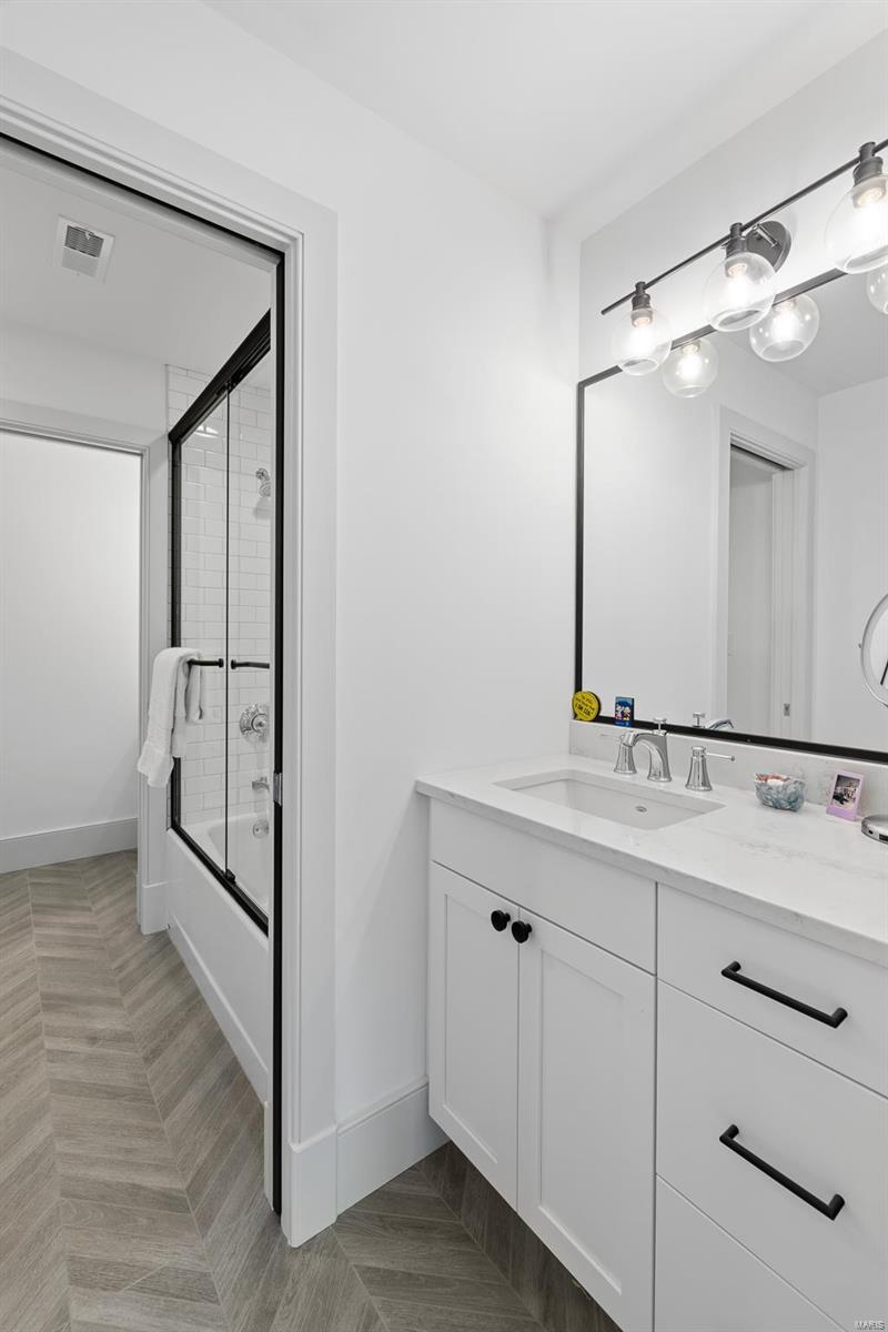 Colonial Hills Parkway - Residential