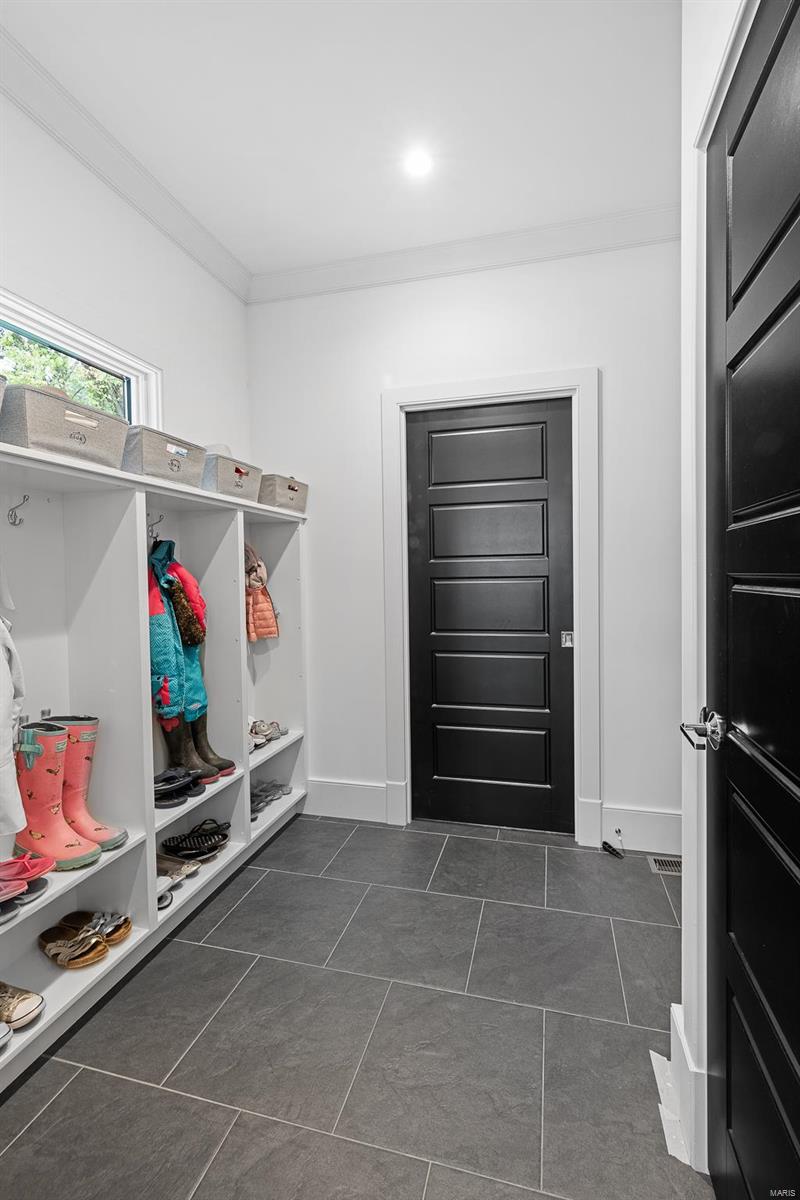 Colonial Hills Parkway - Residential