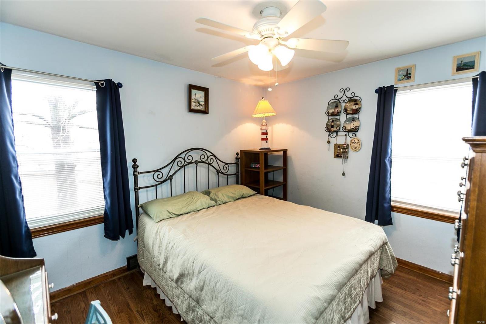 St Louis, Missouri 63125, United States, 2 Bedrooms Bedrooms, ,1 BathroomBathrooms,Residential,Pending,25690