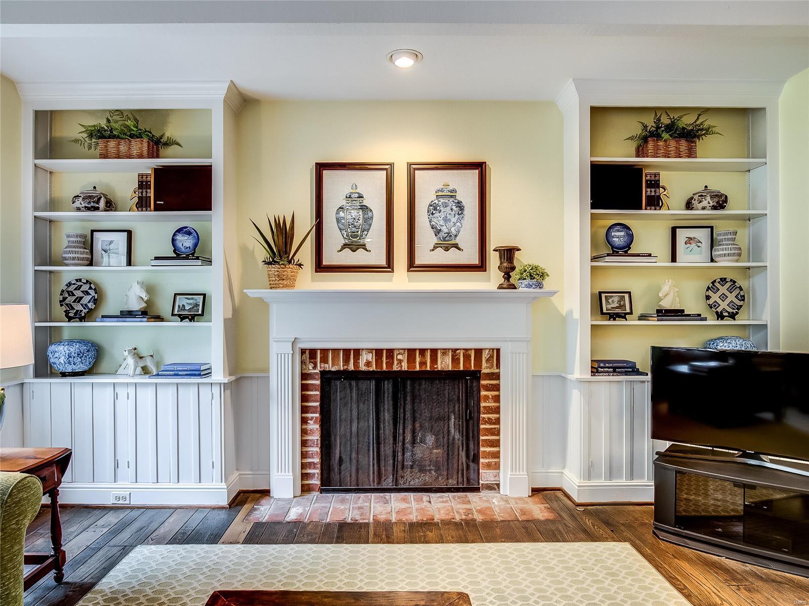 Lake Forest - Residential