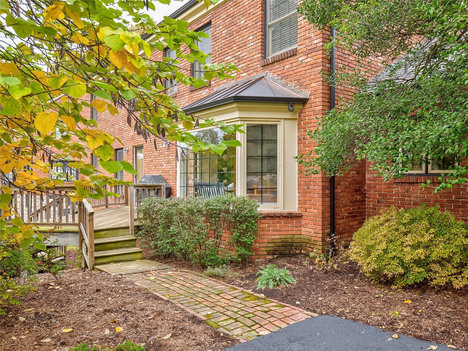 Lake Forest - Residential