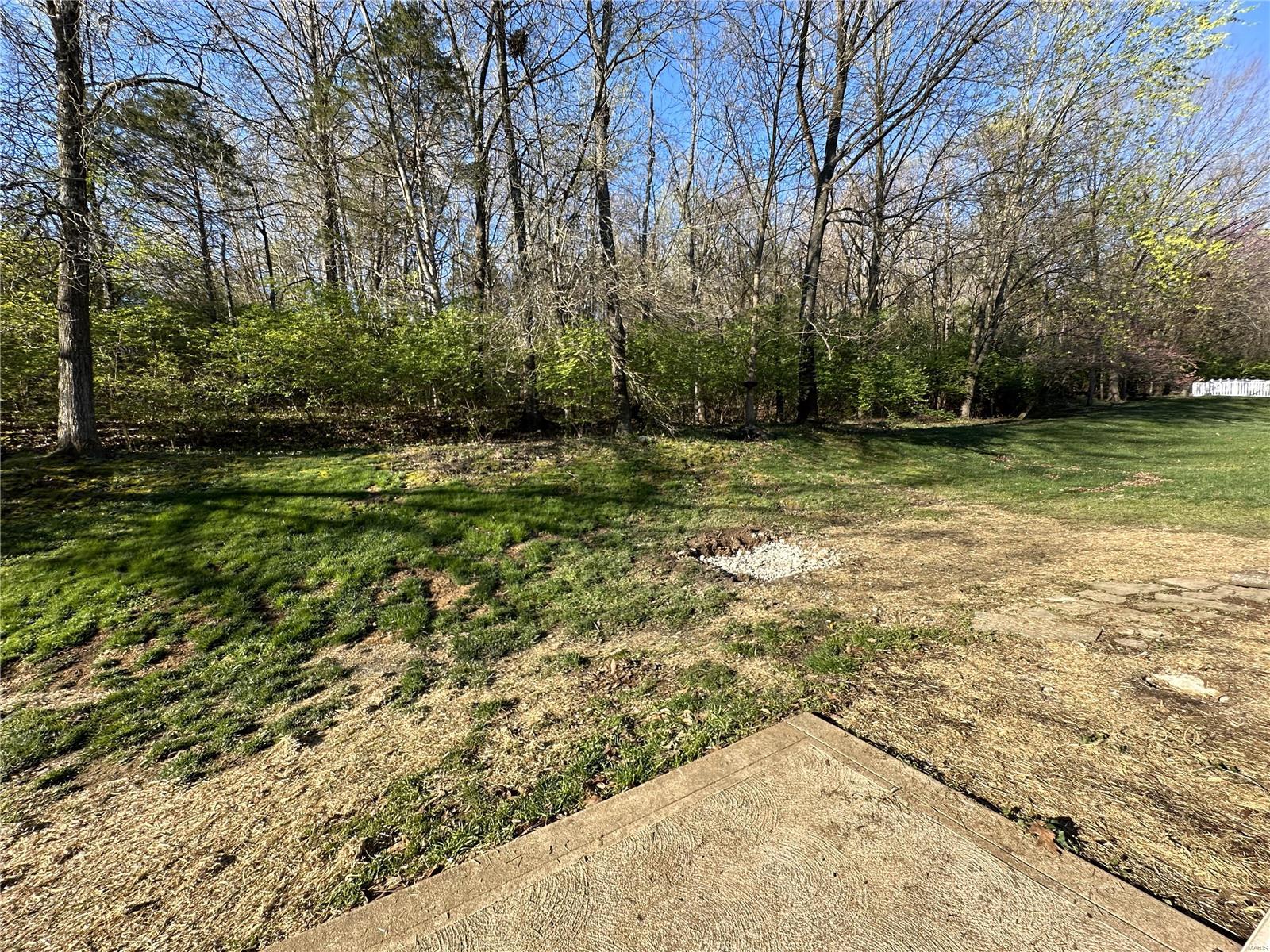 Bluffs/Romaine - Residential