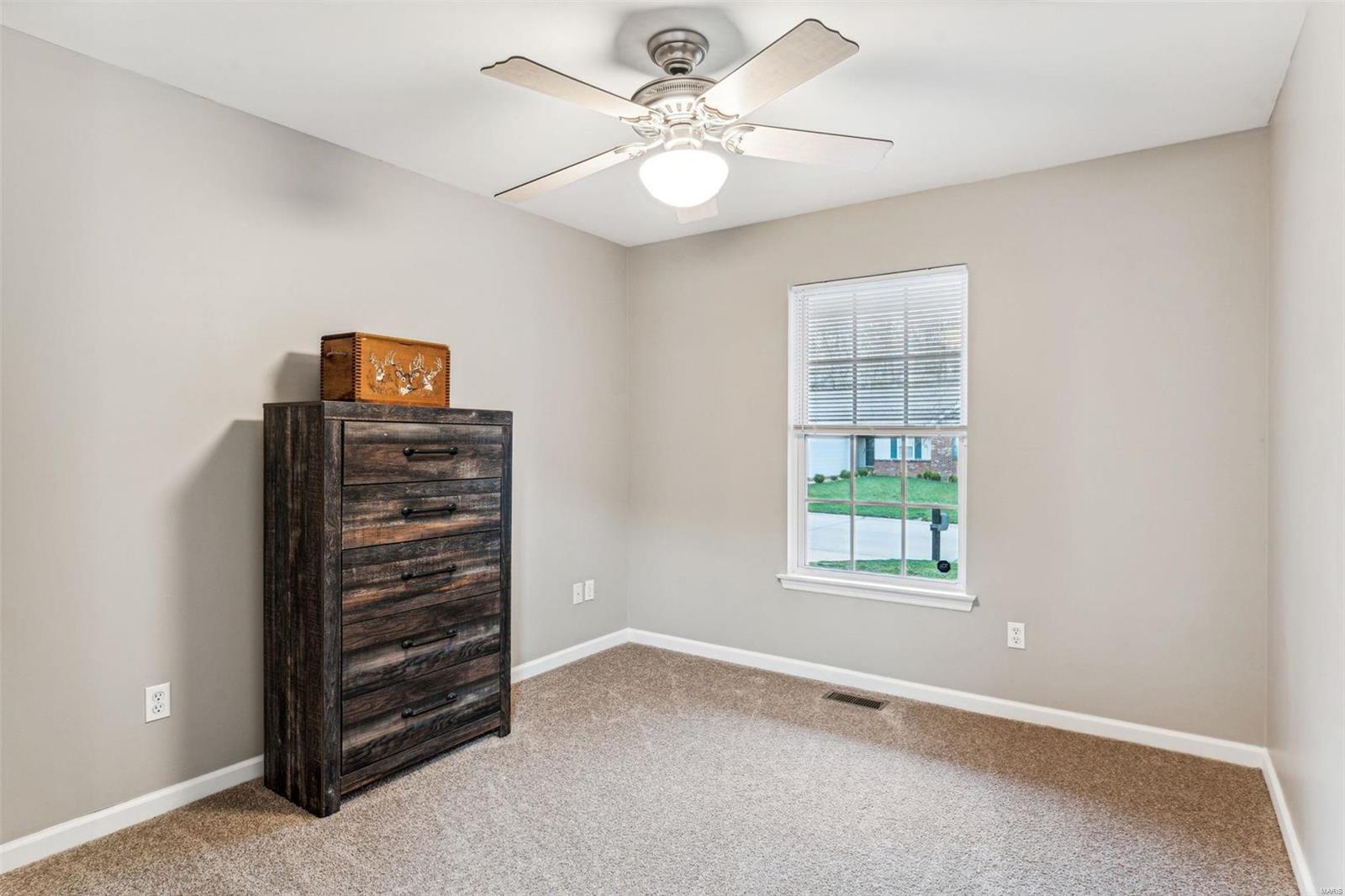 Bluffs/Romaine - Residential