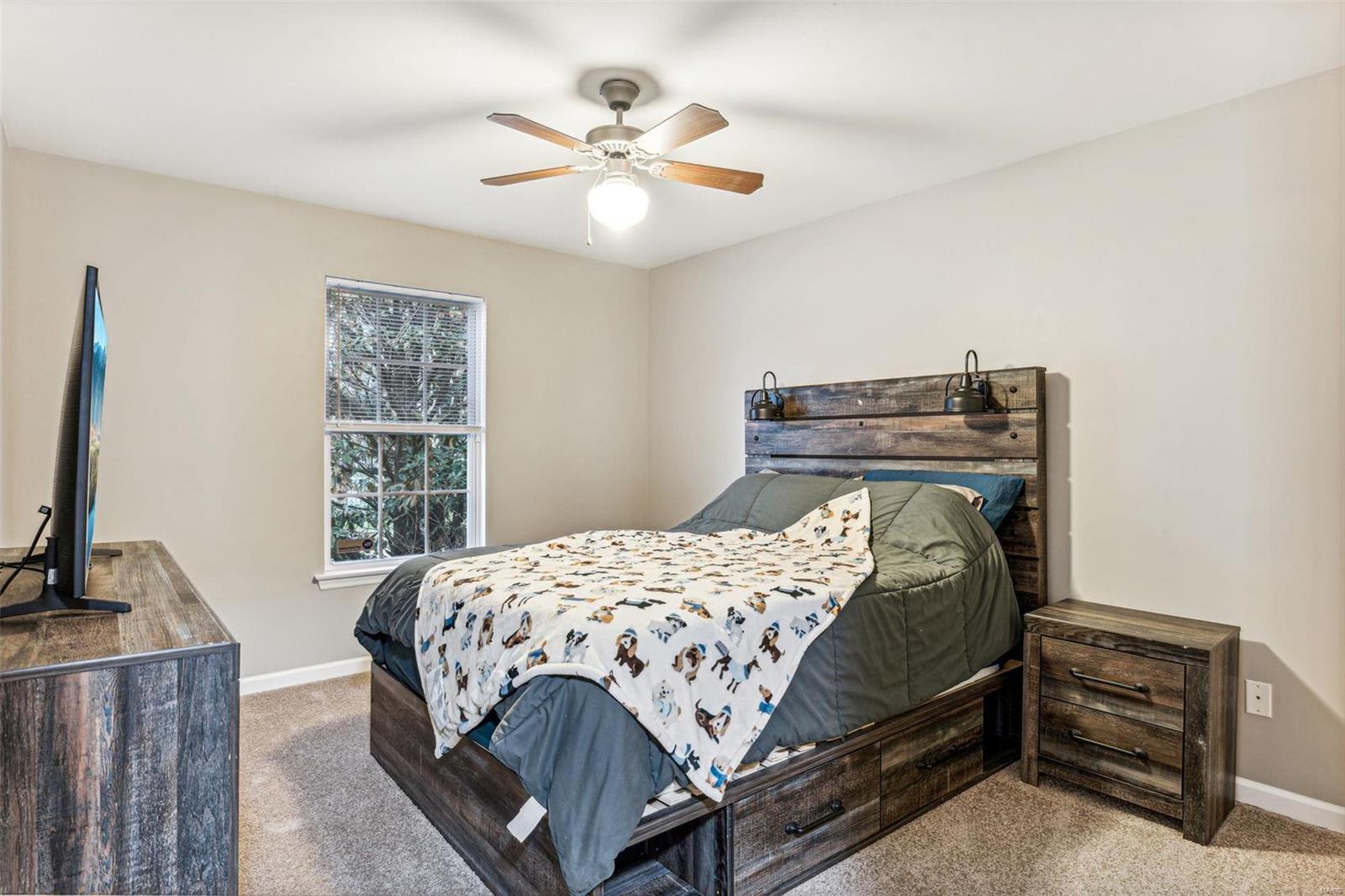 Bluffs/Romaine - Residential