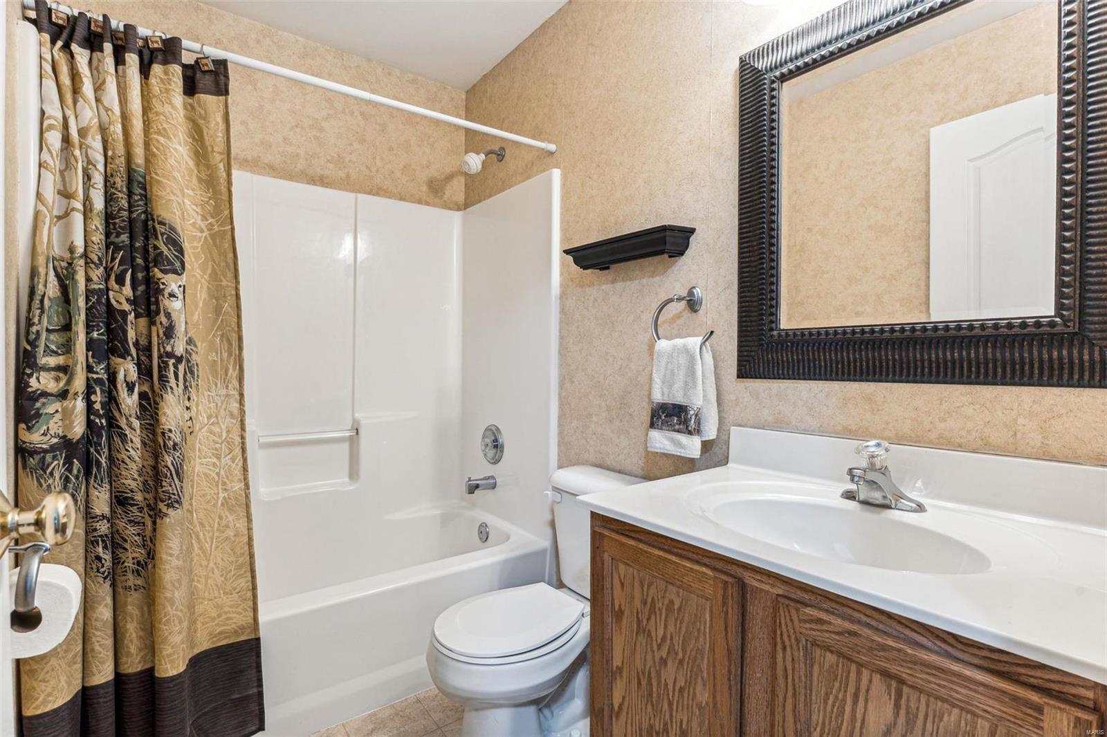 Bluffs/Romaine - Residential