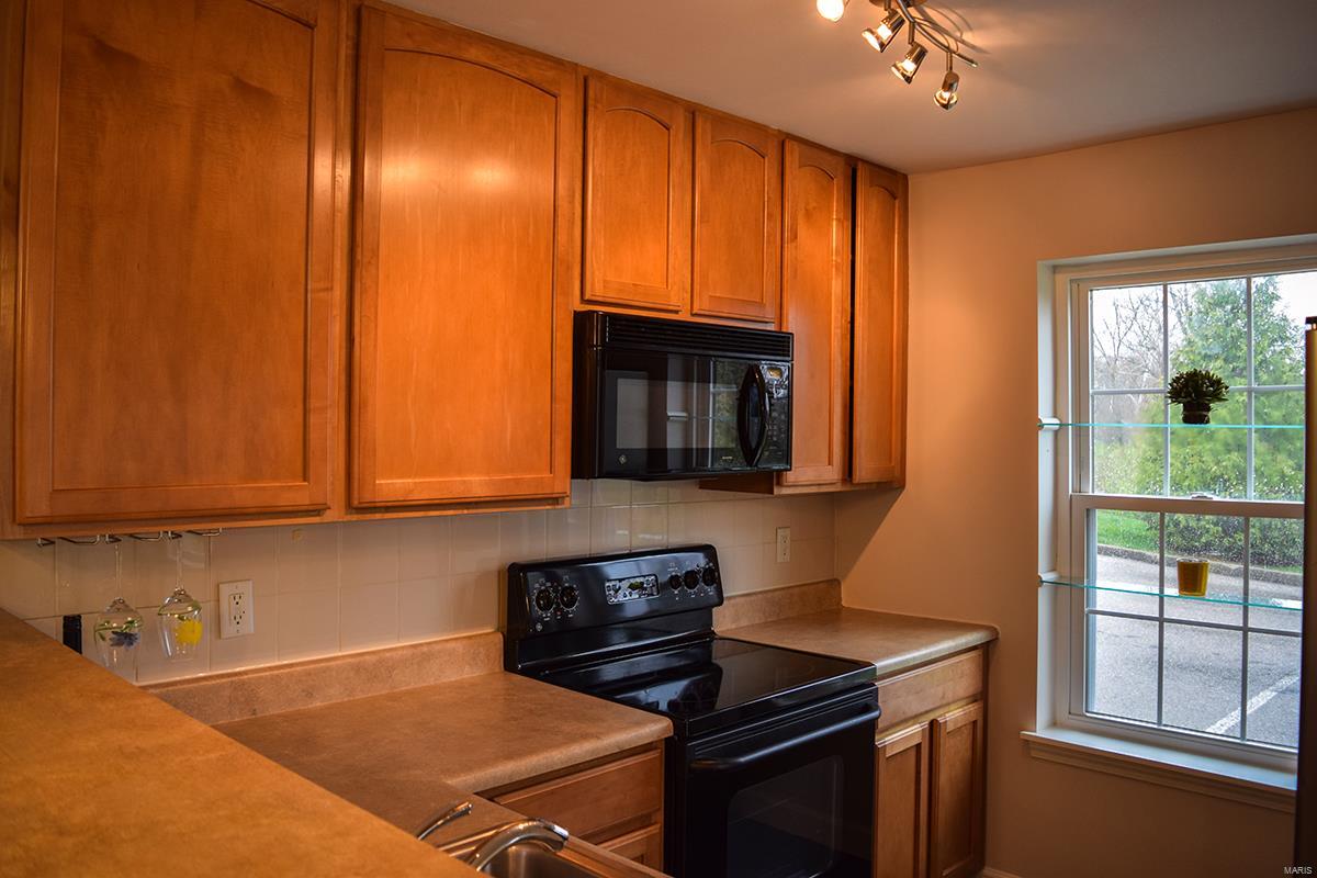 Arbor Creek Condo Eight - Residential
