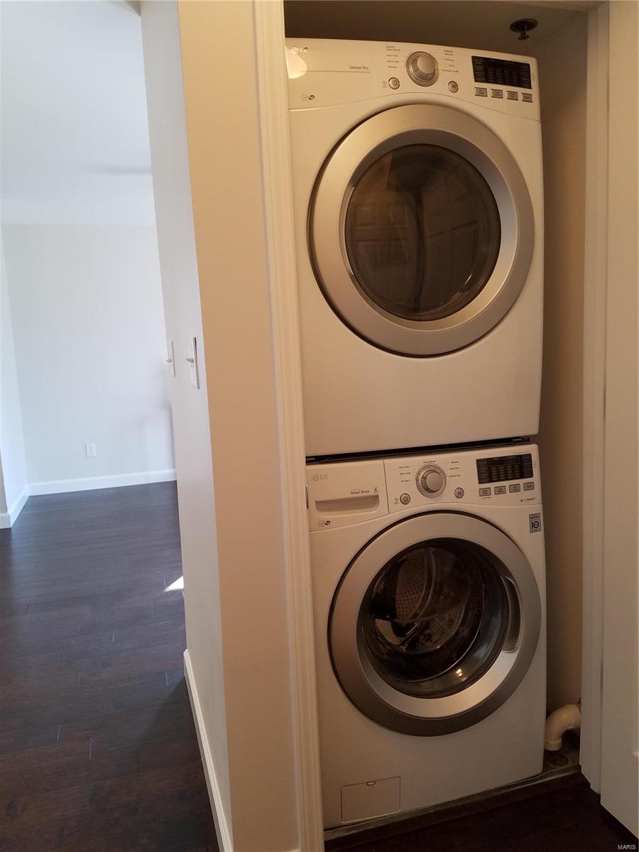 Arbor Creek Condo Eight - Residential