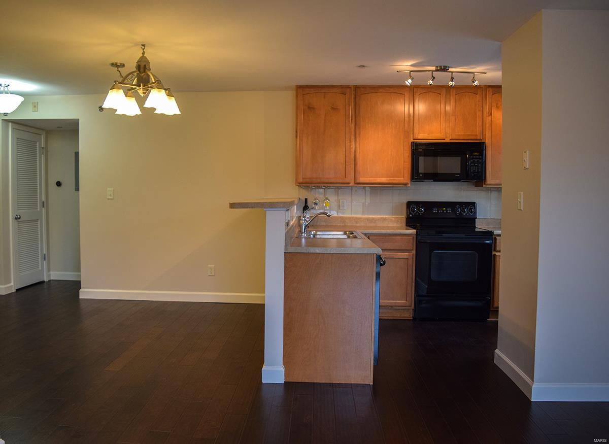 Arbor Creek Condo Eight - Residential