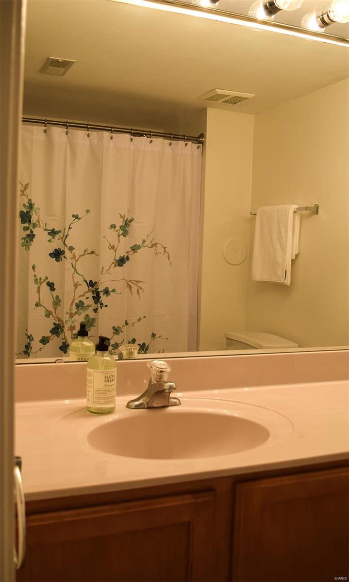Arbor Creek Condo Eight - Residential