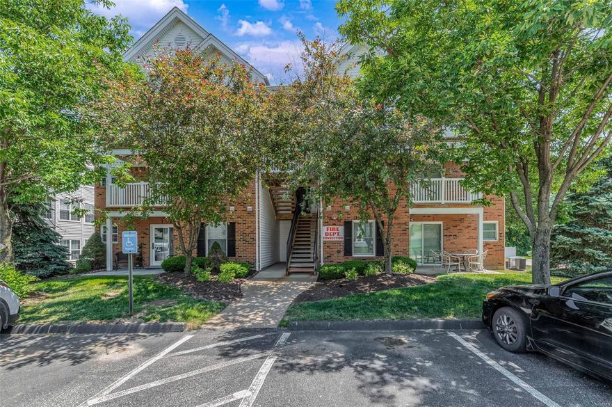 Meticulously maintained, Move-In-Ready 2 Bedroom, 2 Bathroom in the highly desired Turnberry Gardens Condominium, located with easy access to both Hwy 70 & Hwy 370. Freshly painted, open floor plan with beautifully engineered hardwood floors. Spacious Family Room is illuminated with lots of natural light from the large bay window.  The Master Bedroom includes En Suite Bath and walk-in closet. Eat in Kitchen offers separate dinning area and backs to a sliding glass door to the quaint balcony great for sipping your morning coffee. Stainless steel appliances. This floor plan also offers it's own Laundry Room for your Washer and Dryer, and don't forget the sizeable storage area right outside your front door. After a long day, go chill out by the Pool, you deserve it! Amenities include: front entrance/sign, street, and common ground maintenance, water, sewer, trash removal, and POOL! This Condo won't last long. Don't sleep on it, or someone else will be sleeping in it!