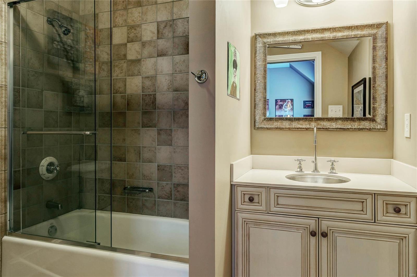 Frontenac Forest - Residential