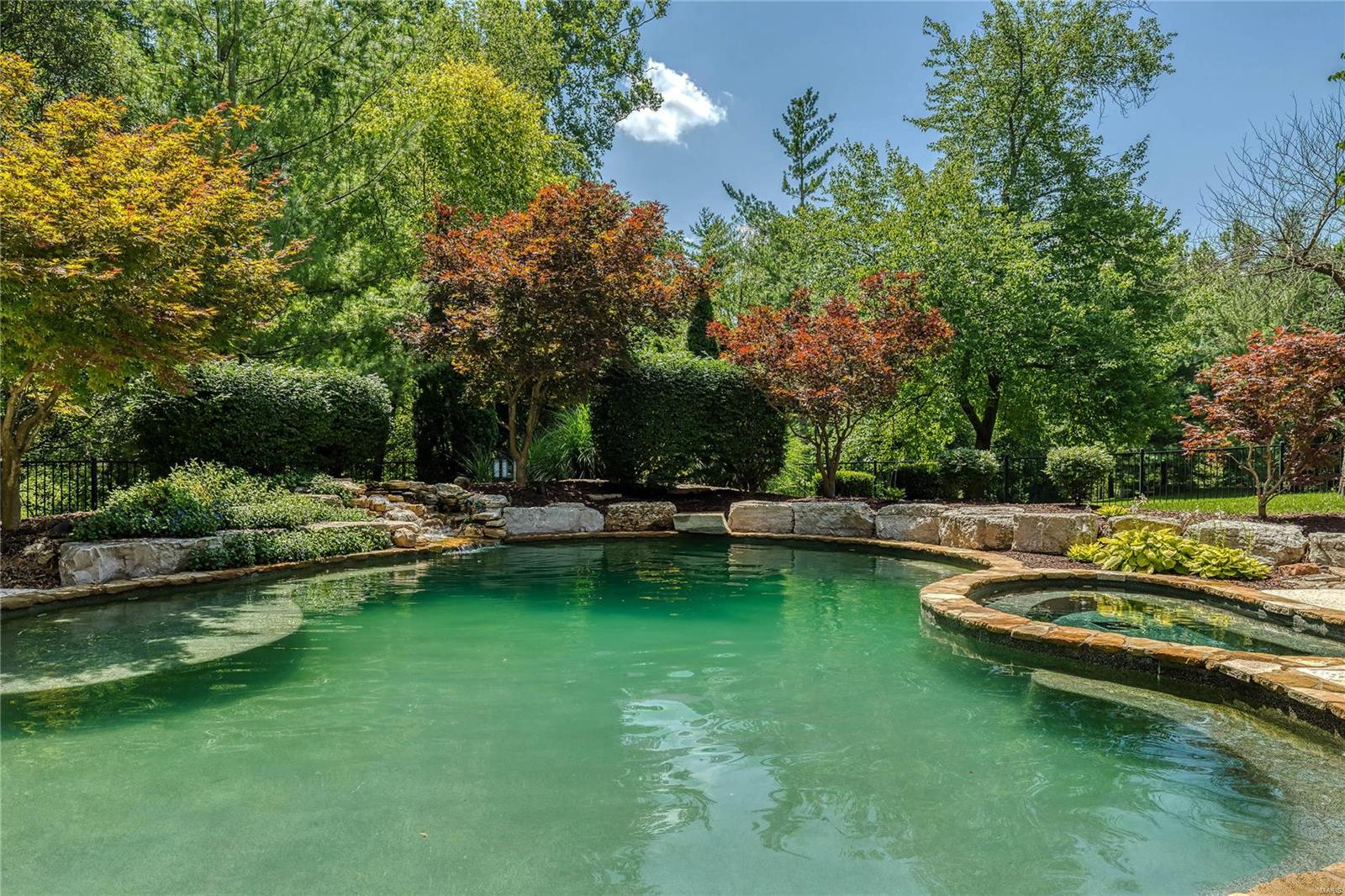 Frontenac Forest - Residential