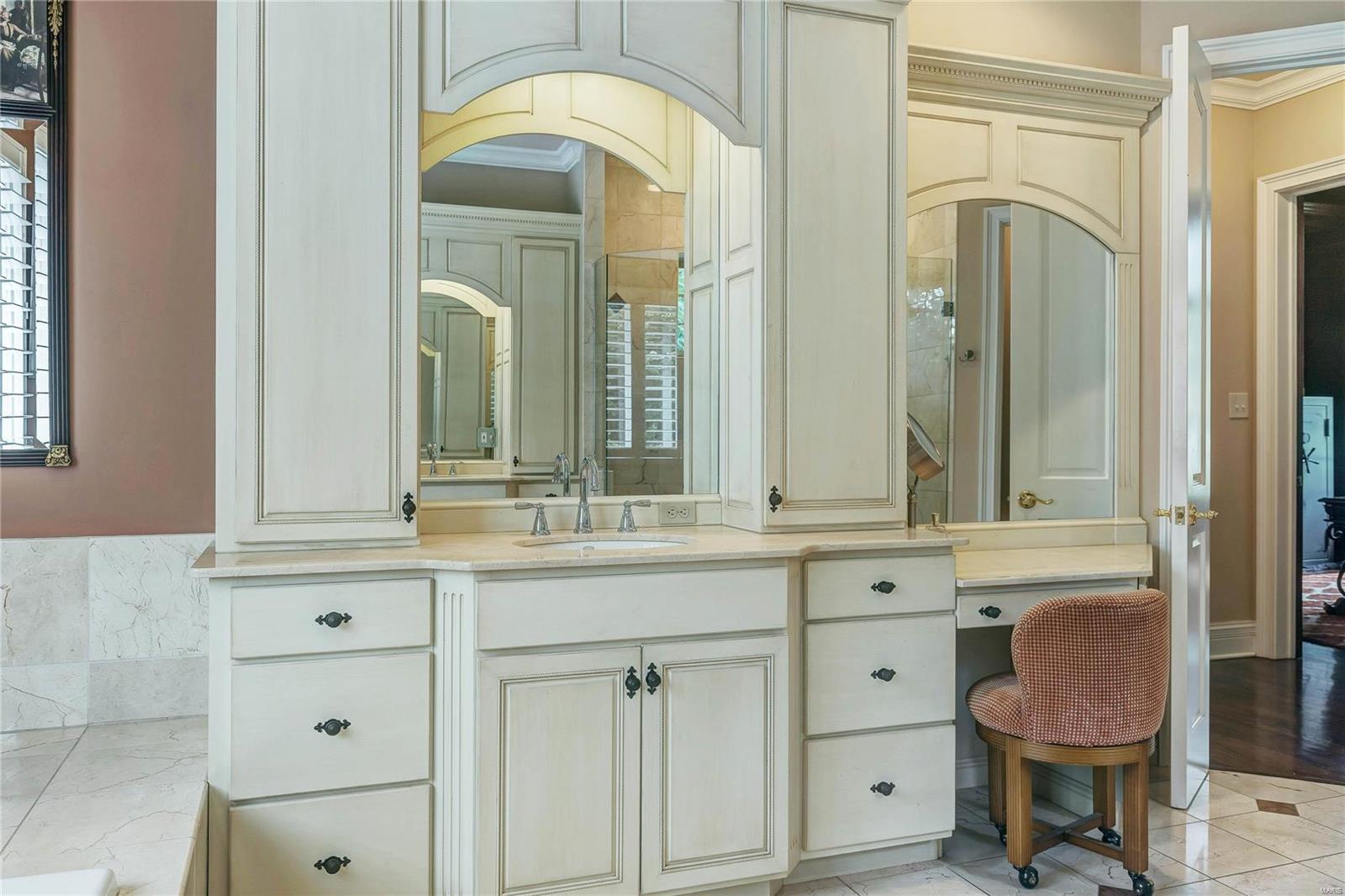 Frontenac Forest - Residential