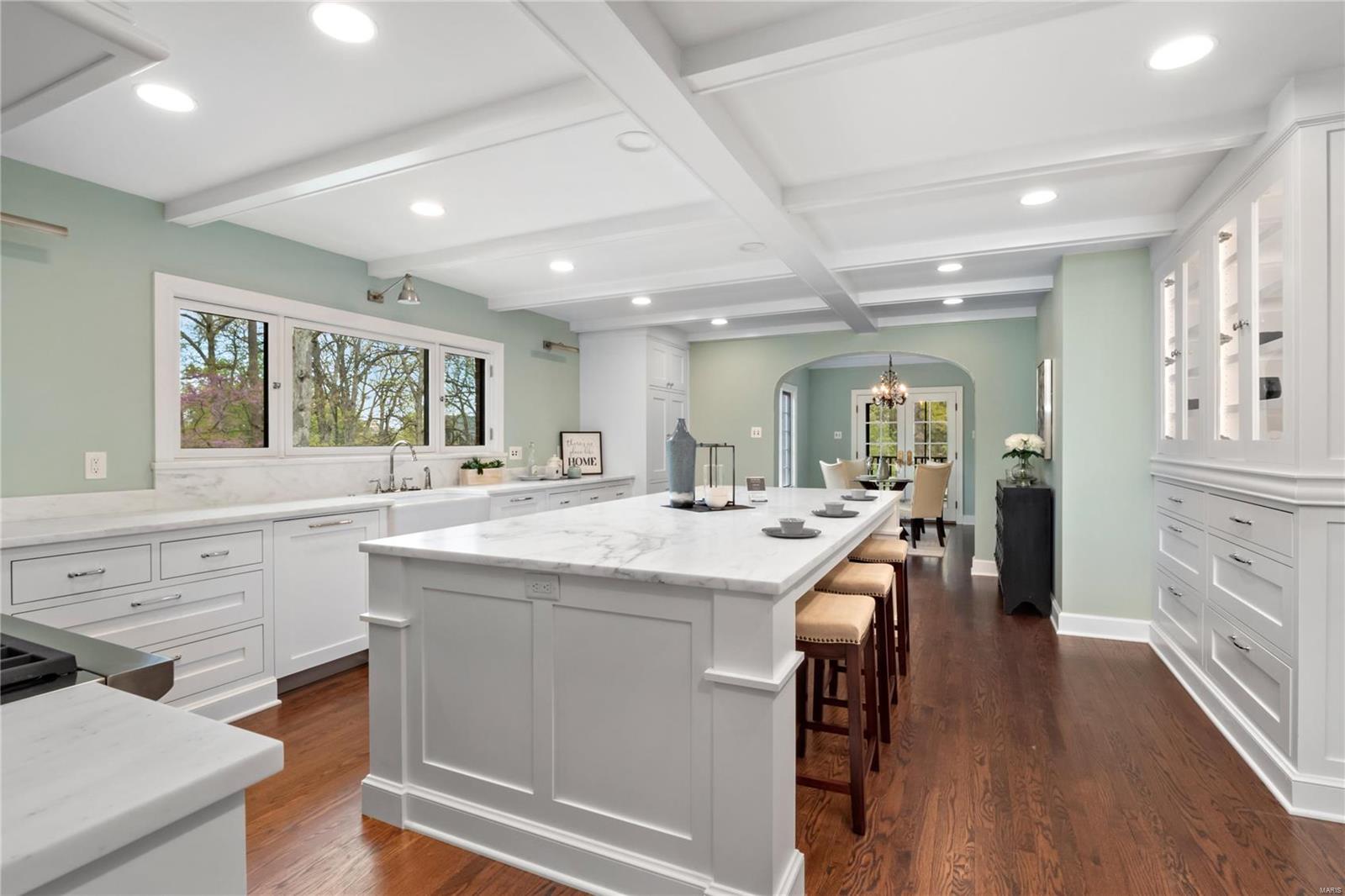 Old Westbury - Residential