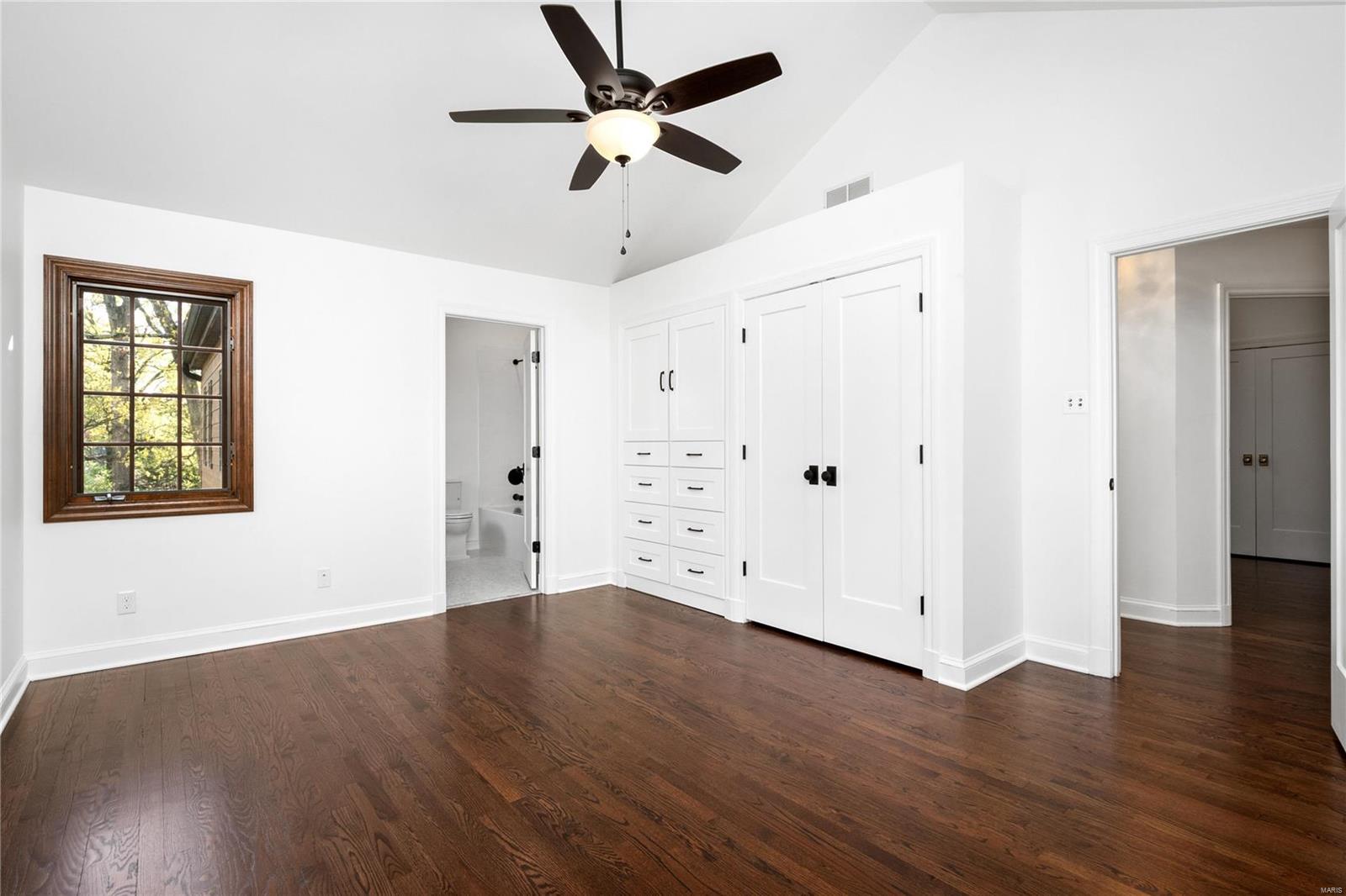 Old Westbury - Residential