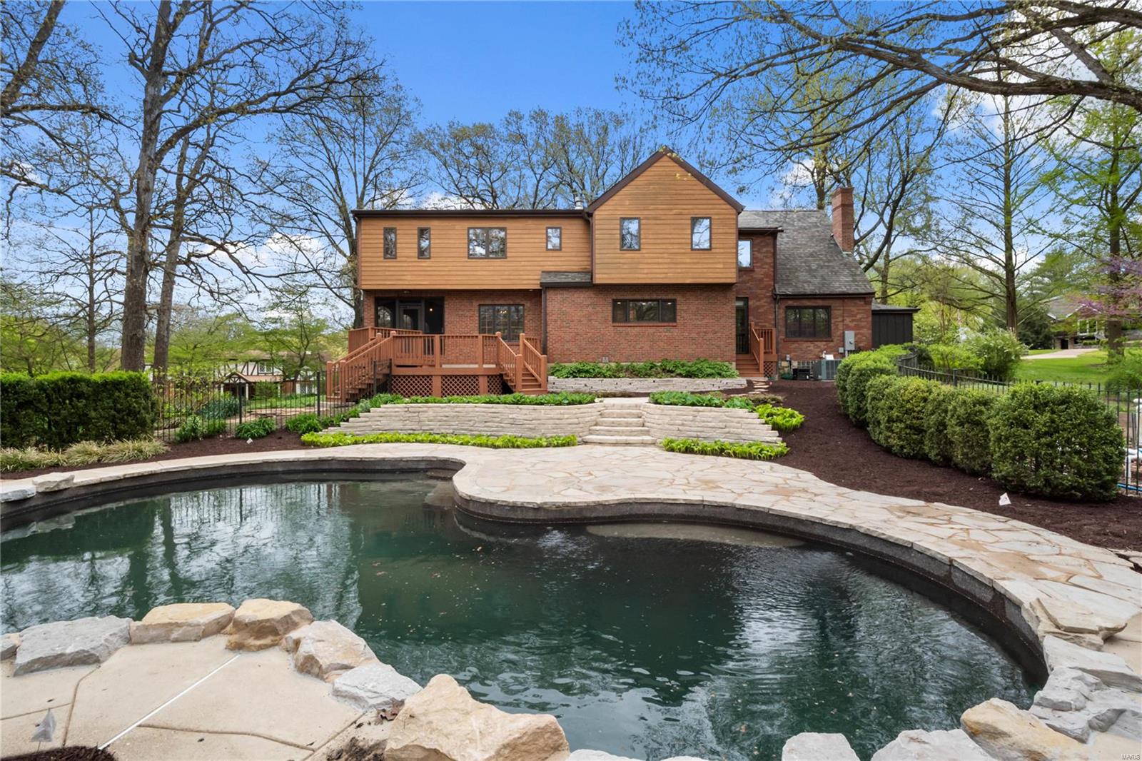 Old Westbury - Residential