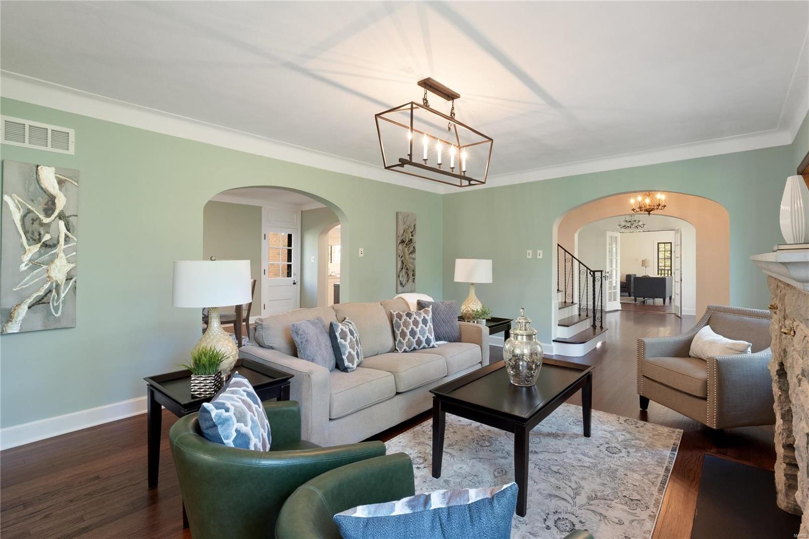 Old Westbury - Residential