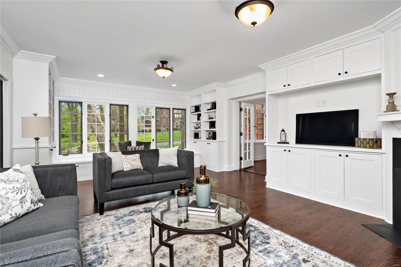 Old Westbury - Residential