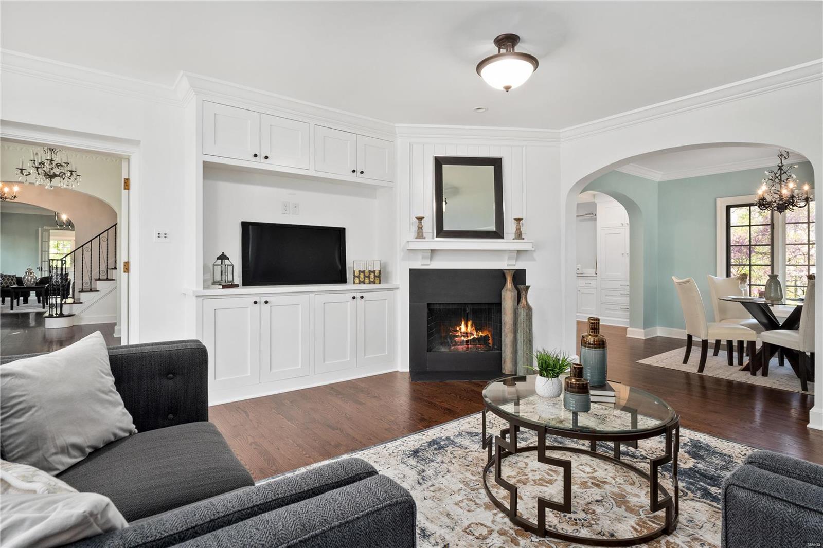 Old Westbury - Residential