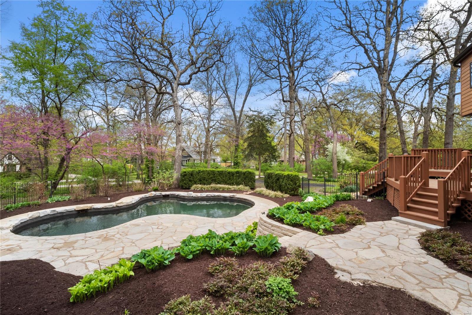 Old Westbury - Residential