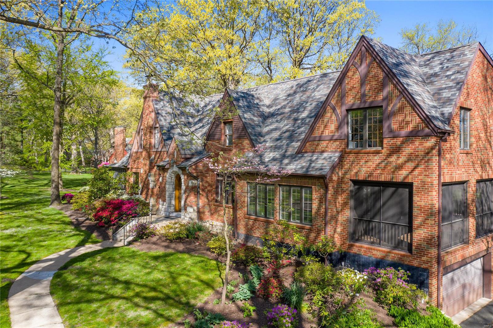 Old Westbury - Residential