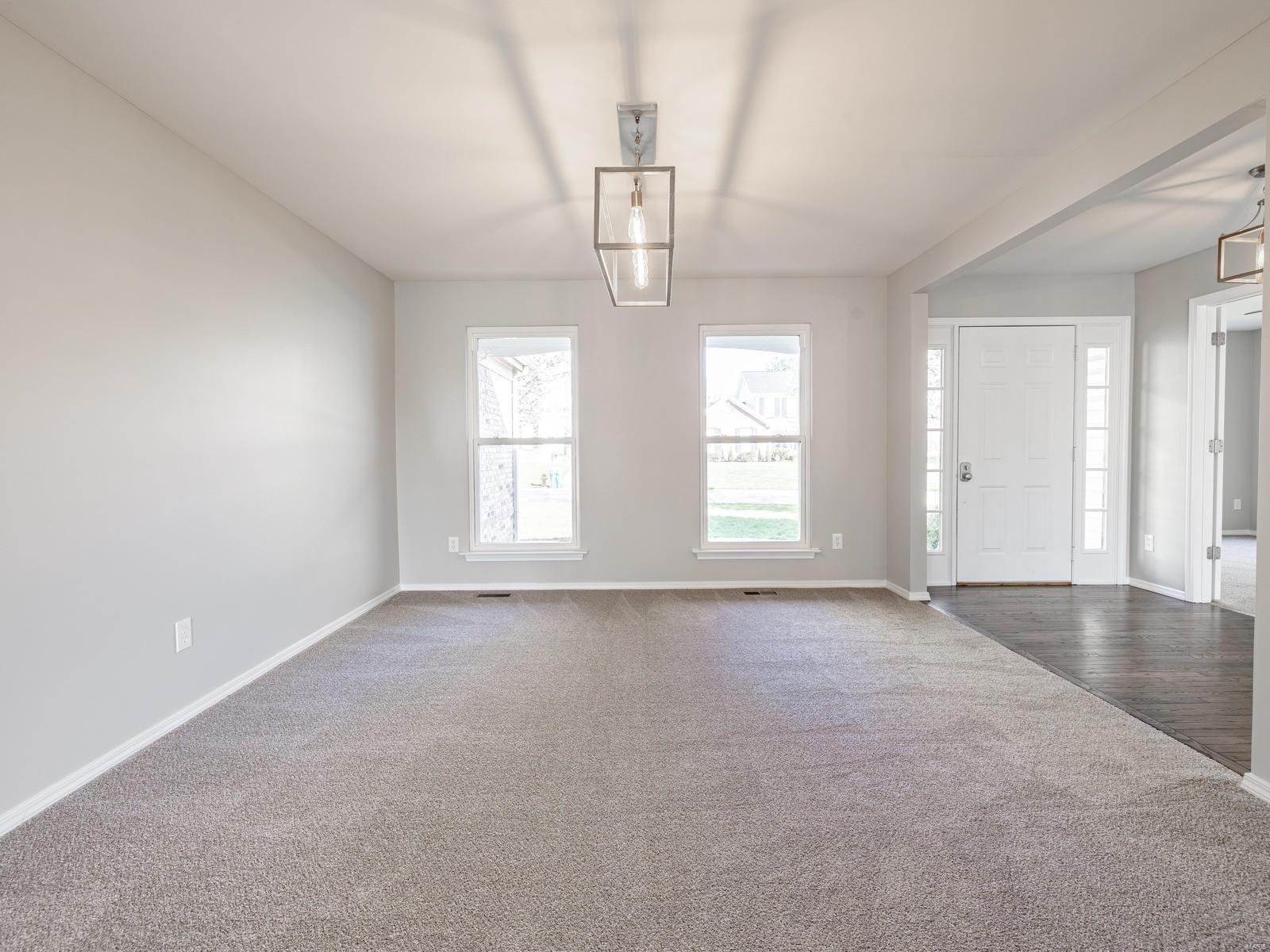 Est At Westchester Farm #3 - Residential