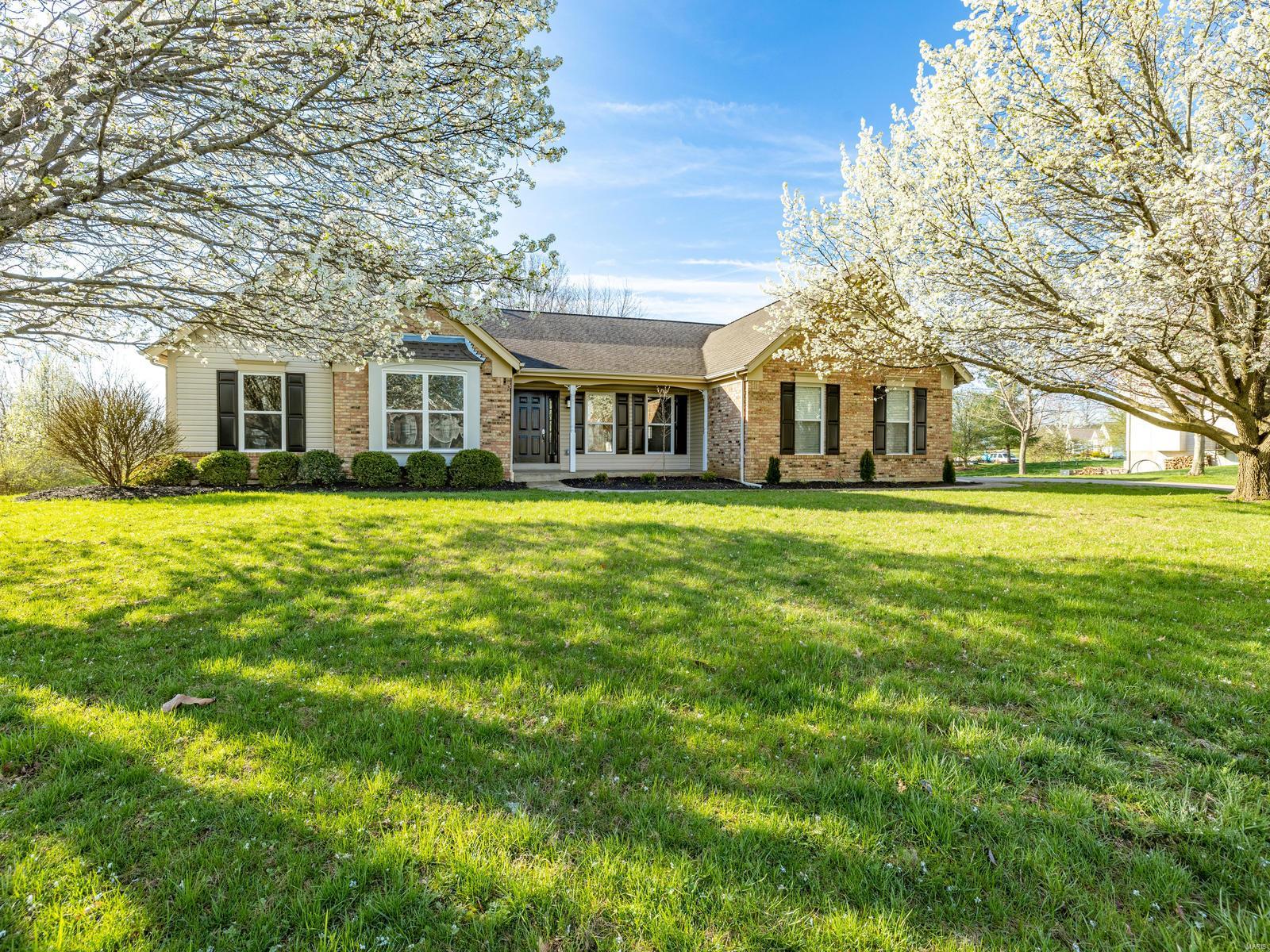 Est At Westchester Farm #3 - Residential