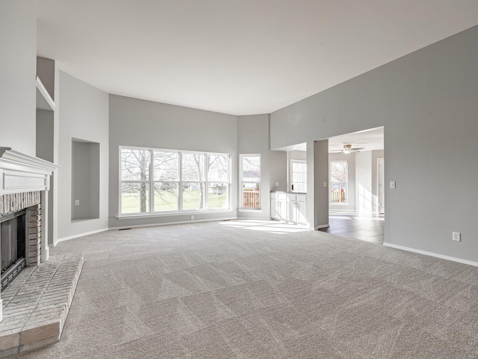 Est At Westchester Farm #3 - Residential