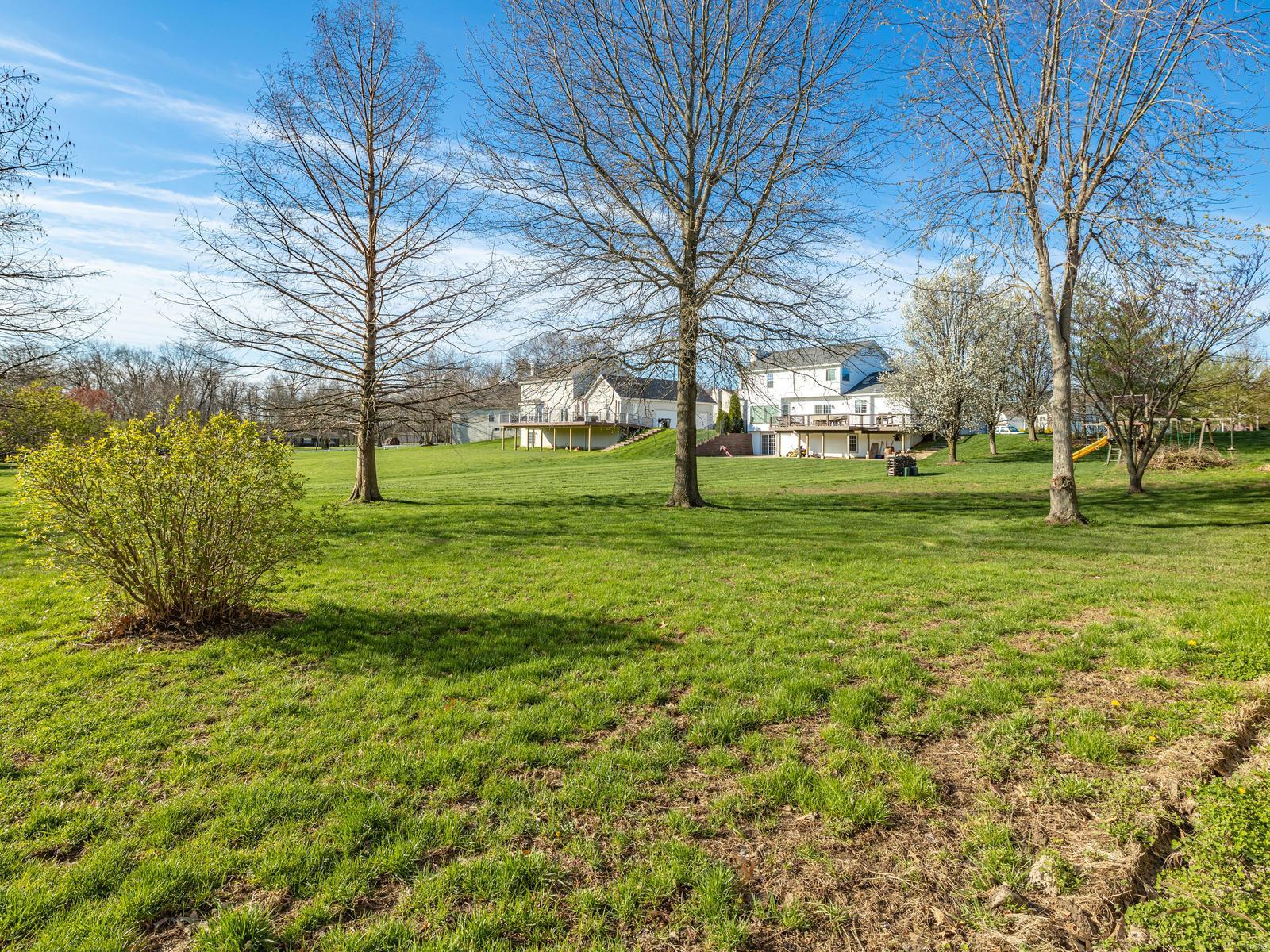 Est At Westchester Farm #3 - Residential