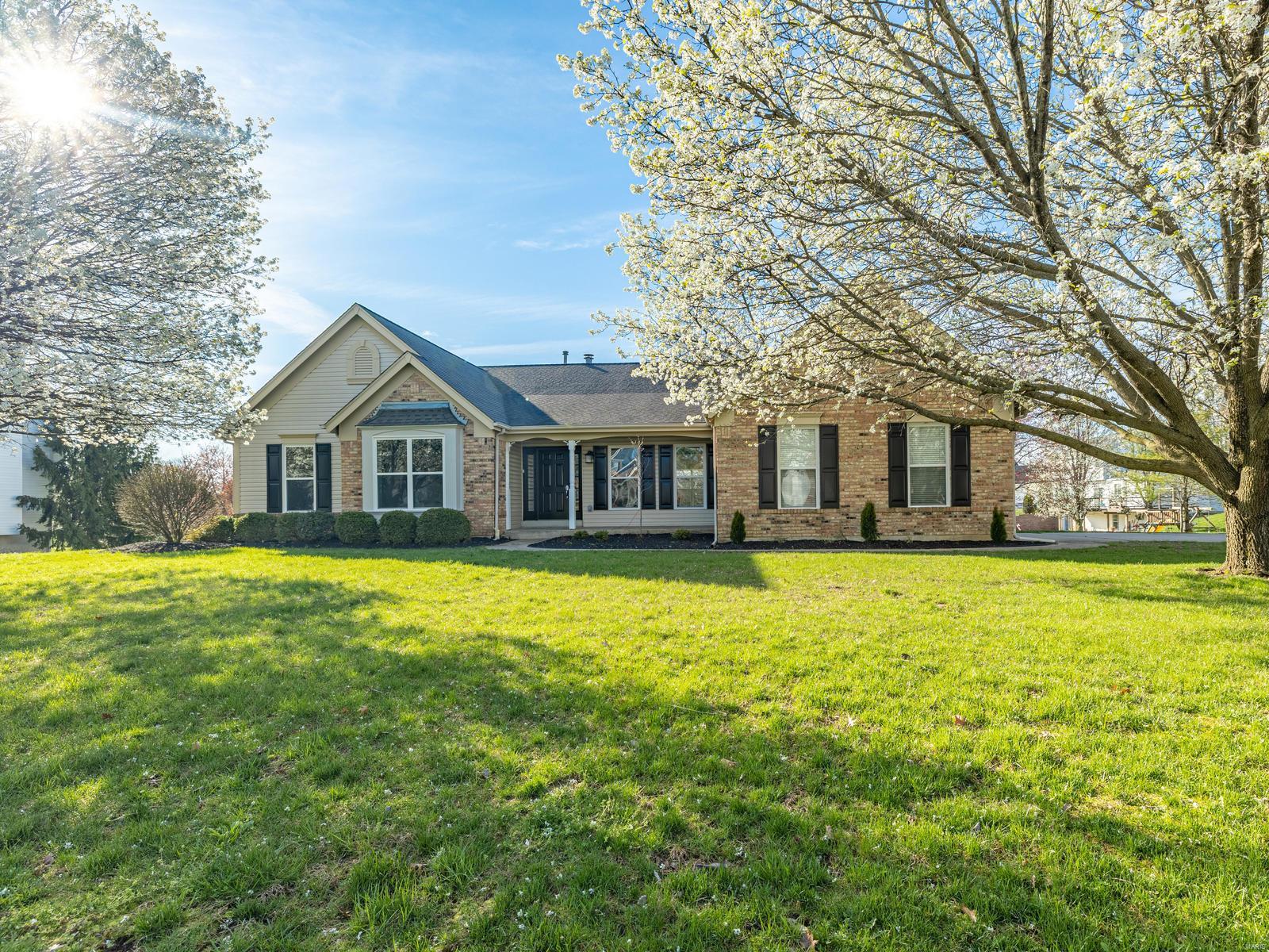 Est At Westchester Farm #3 - Residential