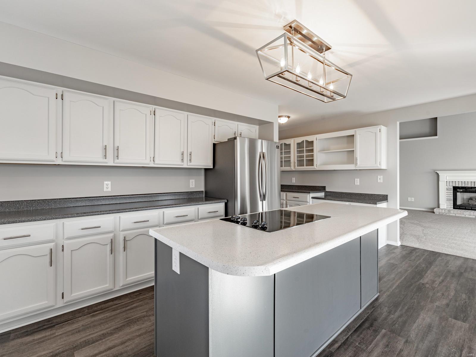 Est At Westchester Farm #3 - Residential