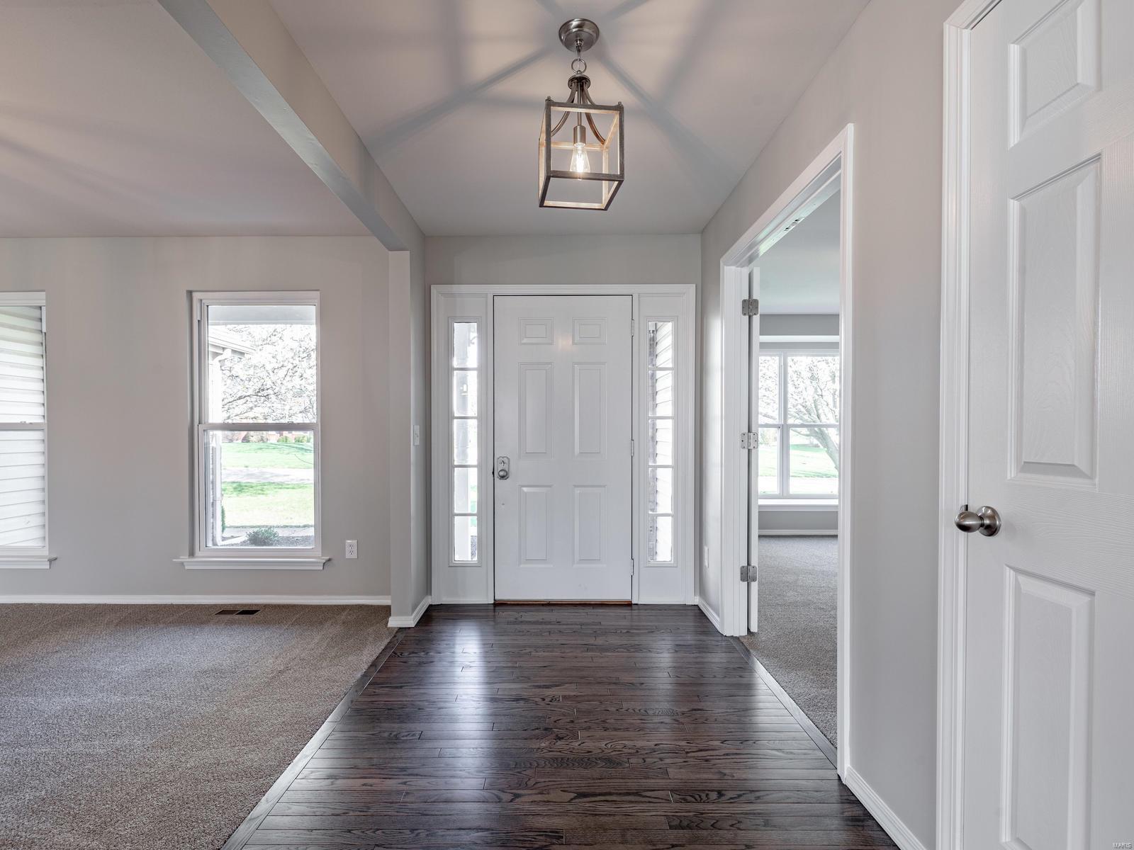 Est At Westchester Farm #3 - Residential