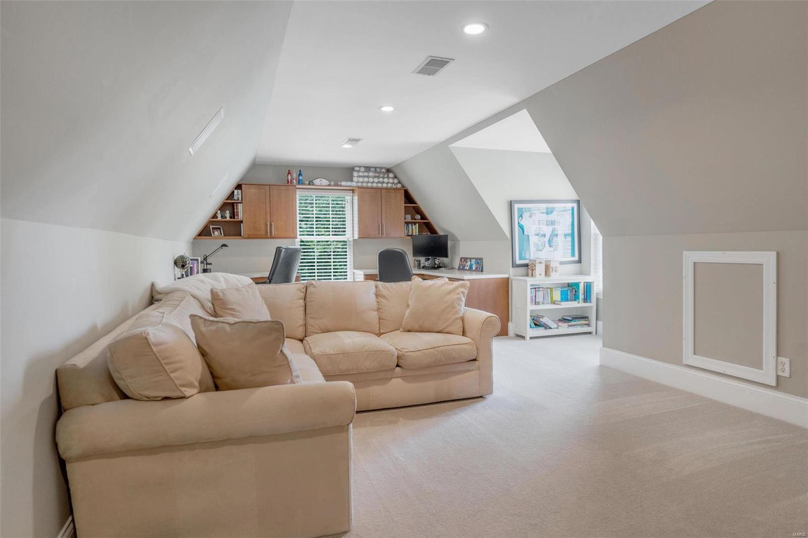 Faron Hill - Residential