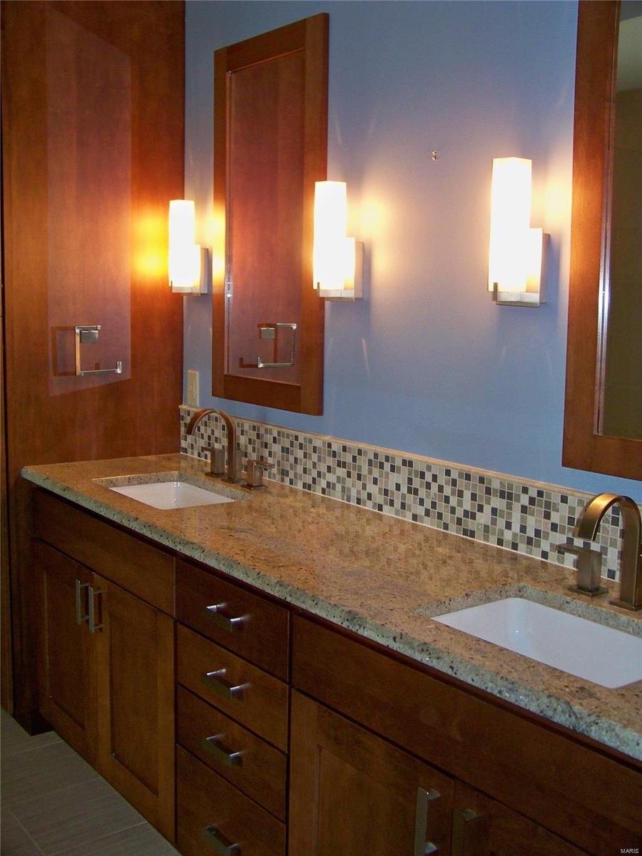 Eagle Glen Estates - Residential
