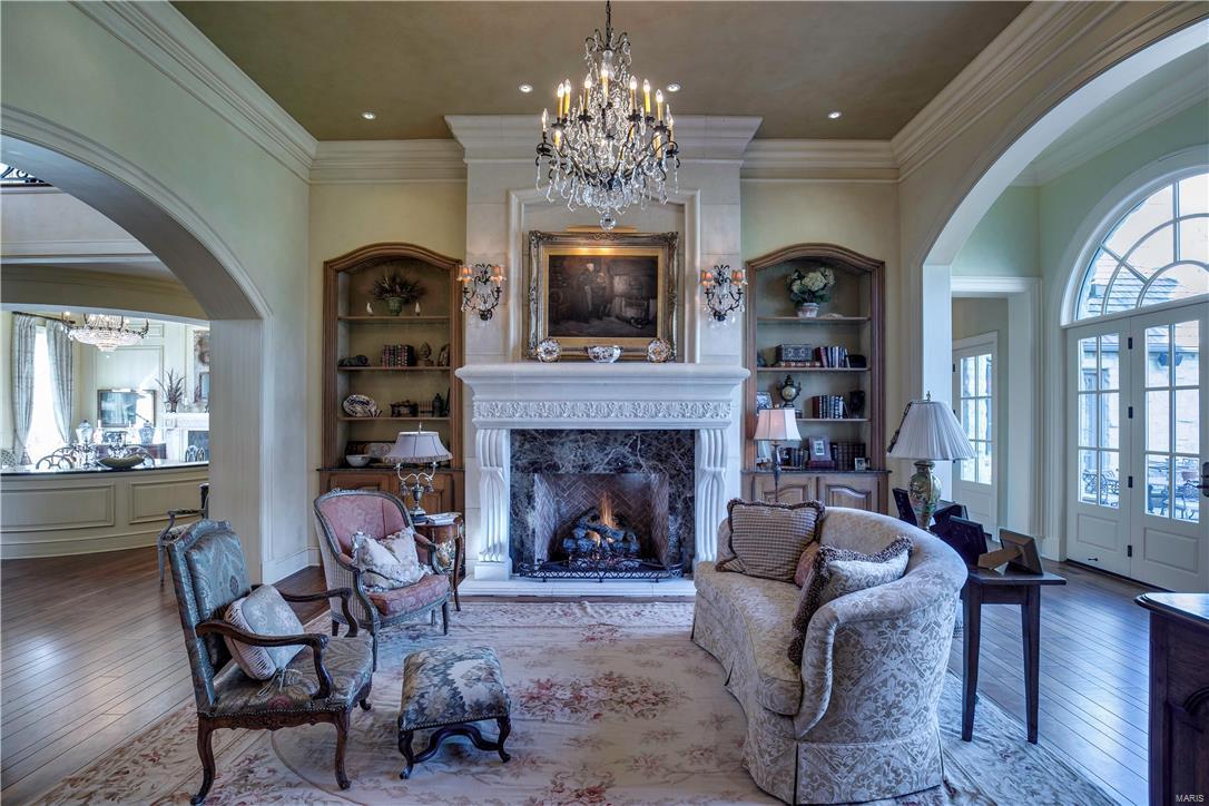 Von Schrader Estate - Residential