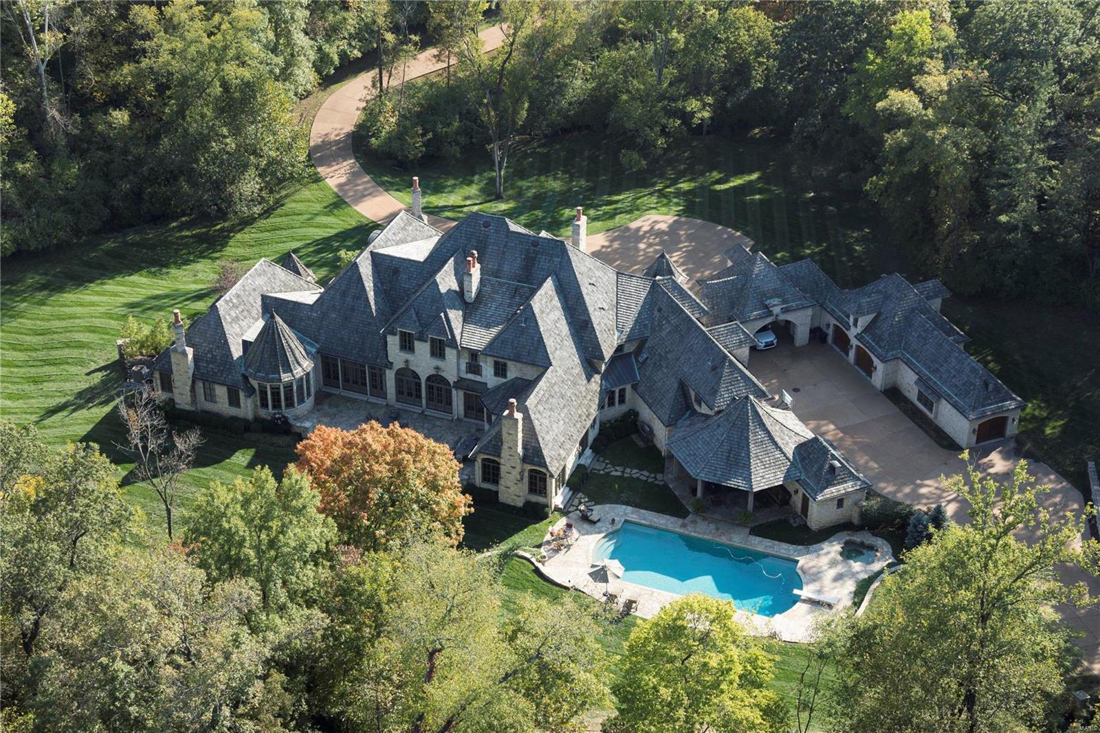 Von Schrader Estate - Residential