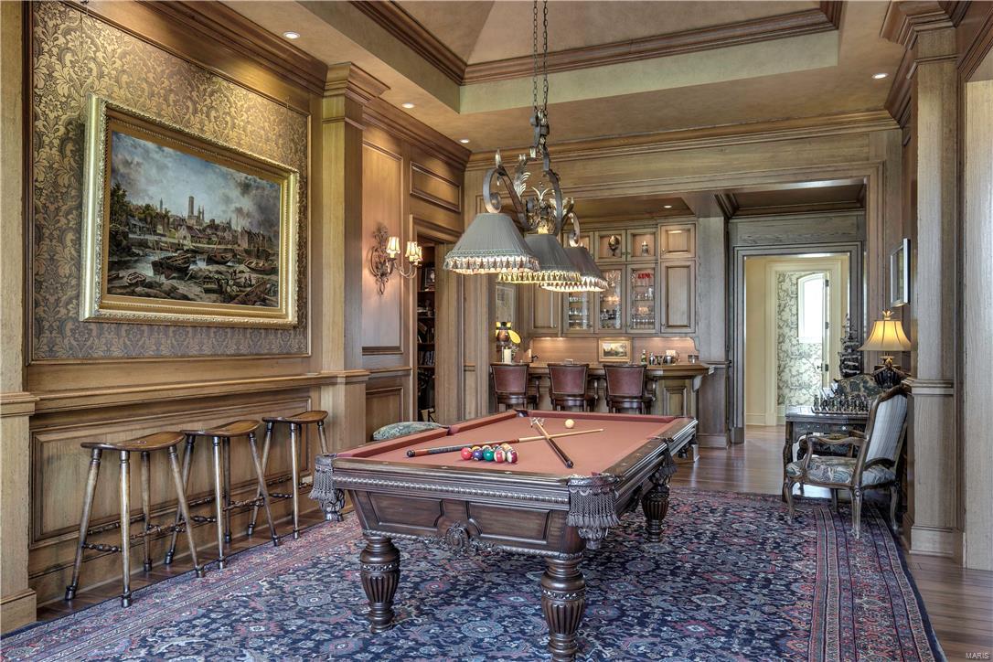 Von Schrader Estate - Residential