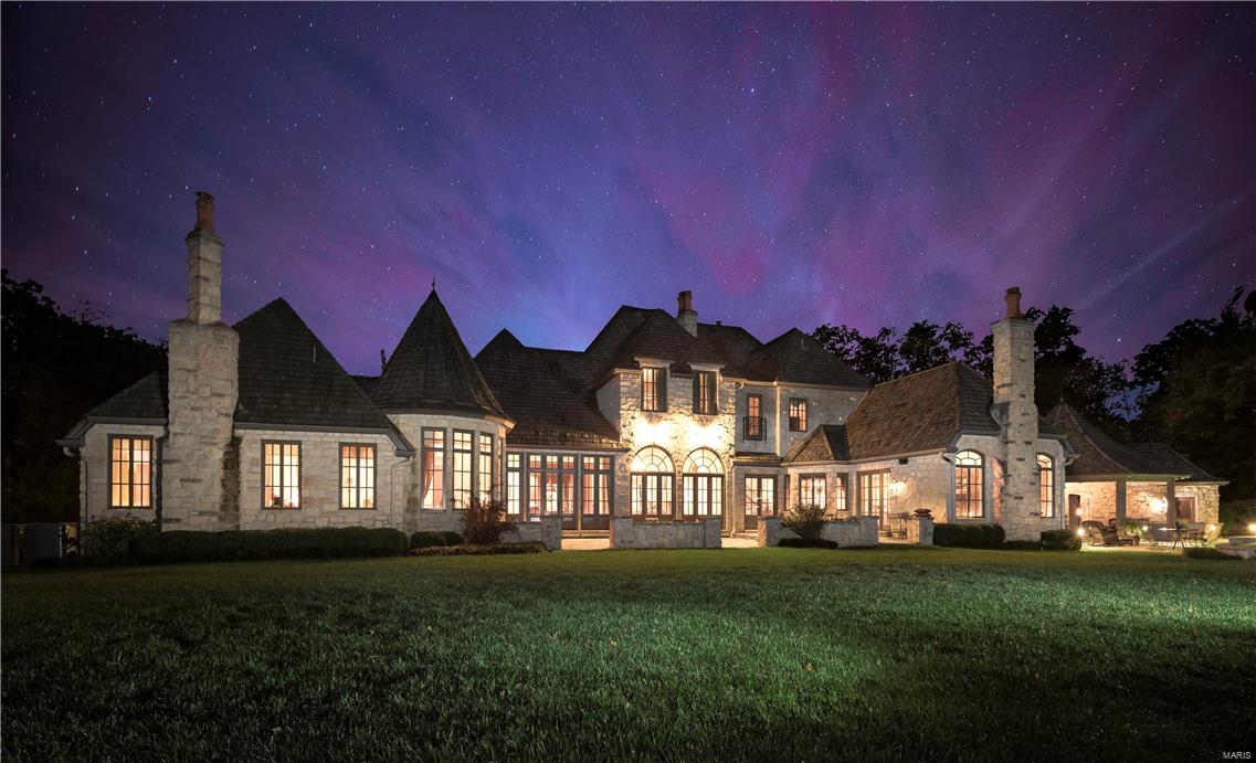 Von Schrader Estate - Residential